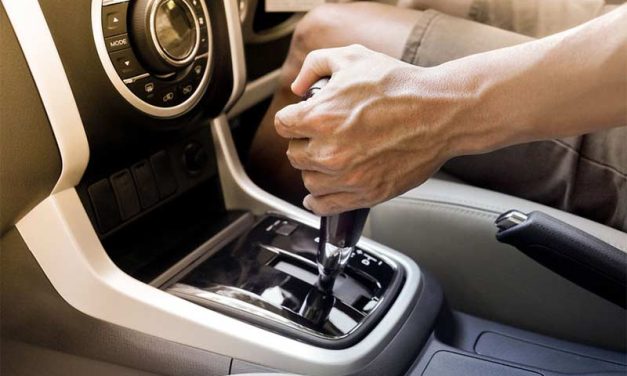 Kebiasaan Buruk Yang Bikin Mobil Matik Sering Bermasalah