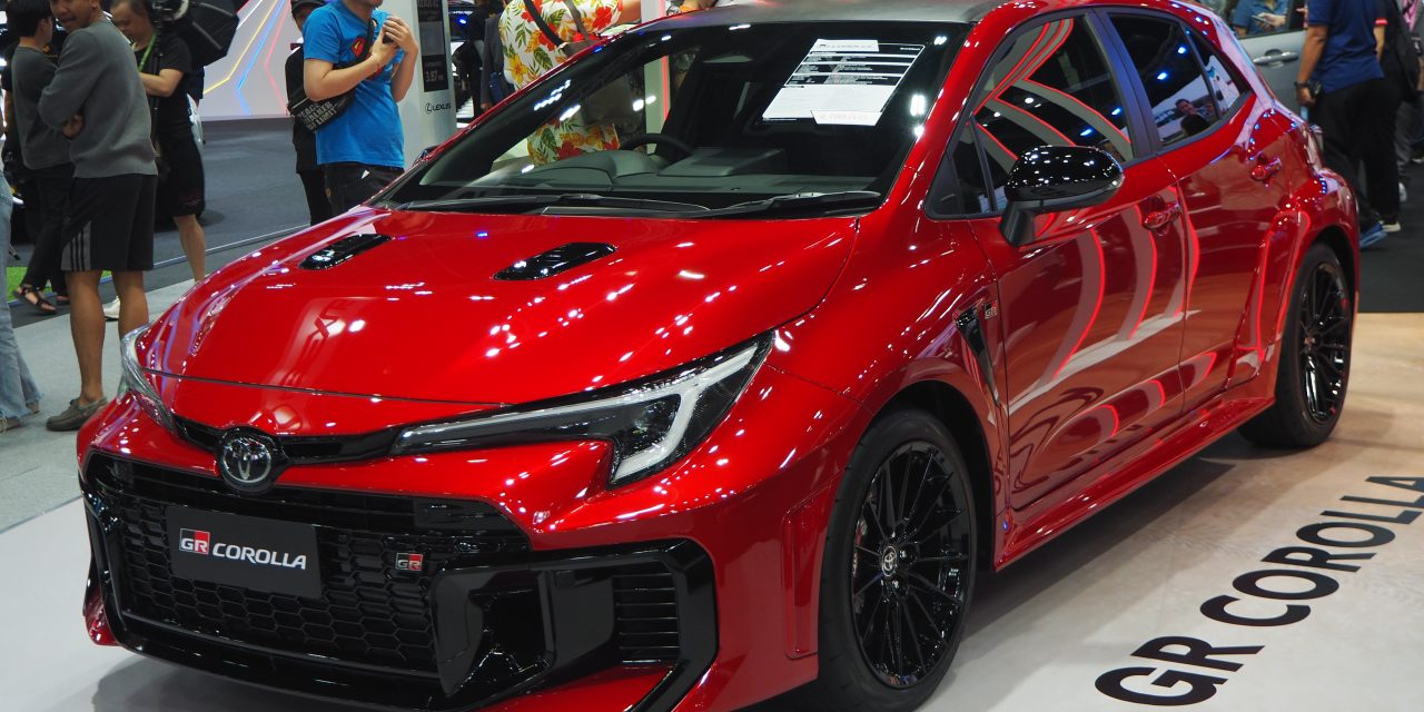 GR Corolla Matic: Mobil Hatchback Sporty Siap Menggebrak