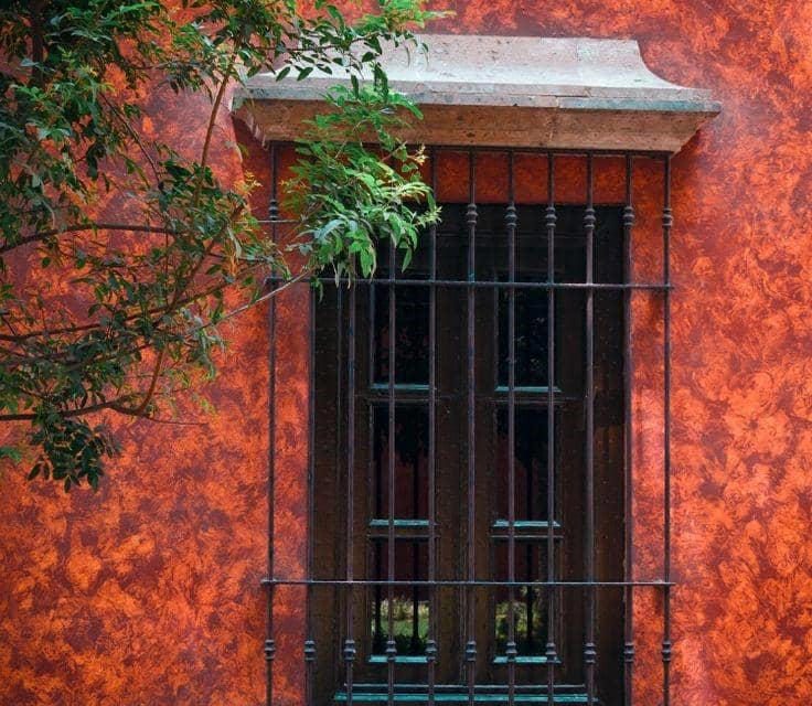 Ornamen Abadi: Teralis Jendela Klasik Untuk Hunian Berkelas