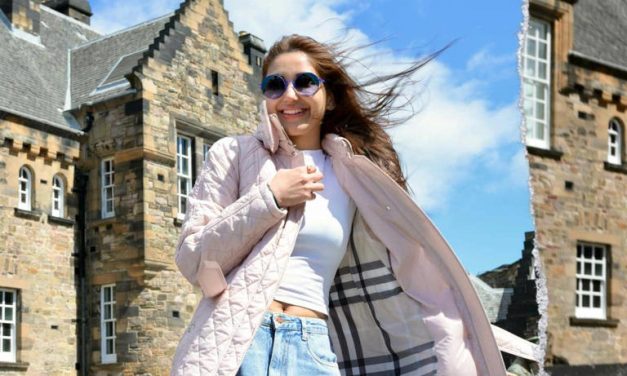 Bikin Mupeng! Nikita Dutta Nikmati Keindahan Alam Skotlandia