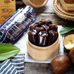 Dodol Salak, Kuliner Unik Berbahan Buah Lokal Yang Bikin Nagih