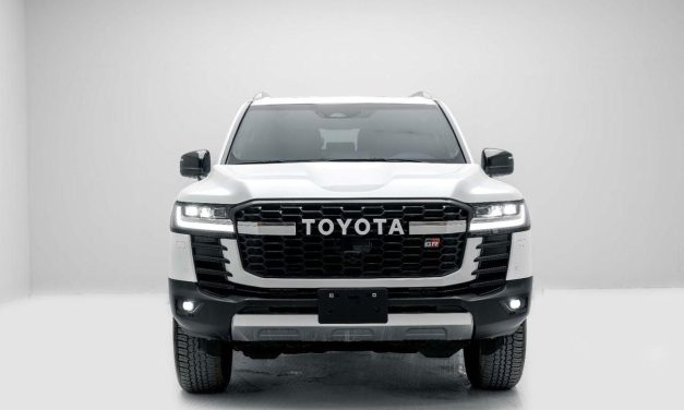 Bikin Toyota Terkejut! Land Cruiser 300 Hybrid Laris Di GIIAS 2026