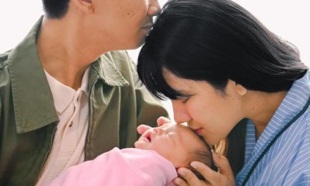 Resmi Jadi Ayah! Yono Bakrie & Istri Di Karuniai Anak Perempuan
