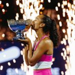 Gelar Keenam! Leylah Fernandez Jadi Ratu Singapore Open 2026