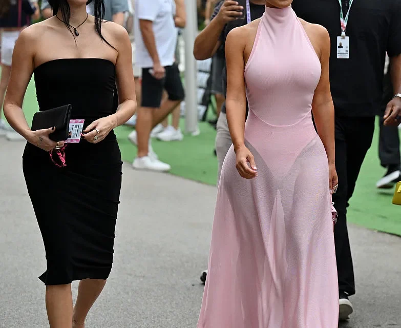 Kim Kardashian Dan Martin Brundle Bertemu Di Grid F1 Singapura
